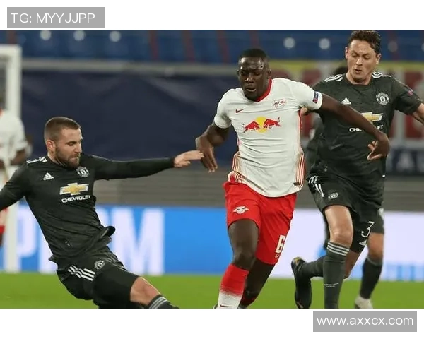 莱切斯特主场迎战阿森纳双方争夺英超积分大战精彩上演 莱切斯特主场迎战阿森纳双方争夺英超积分大战精彩上演